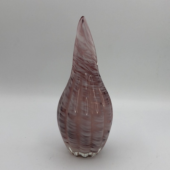 Vintage Lefton Swirl Glass Vase, MCM Lavender or Lilac with White Swirls - Picture 3 of 8